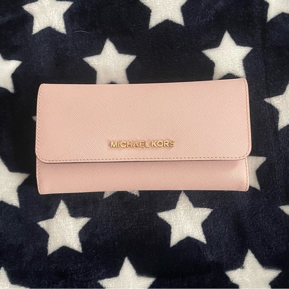 Michael Kors Jet Set Tote and Wallet - Picture 8 of 14